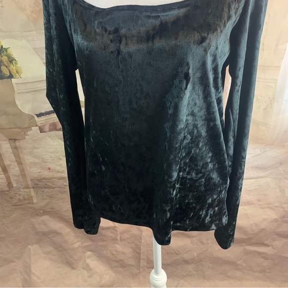 NEW Vince Velour Square Neck Long Sleeve in black - Picture 8 of 13